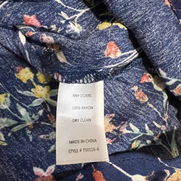 Stitch fix size medium off the shoulder top - Picture 4 of 6
